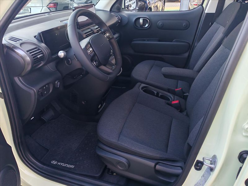 Hyundai INSTER 49 kWh PWR  STYLE TECHNOLOGY - fotka 7 z 18