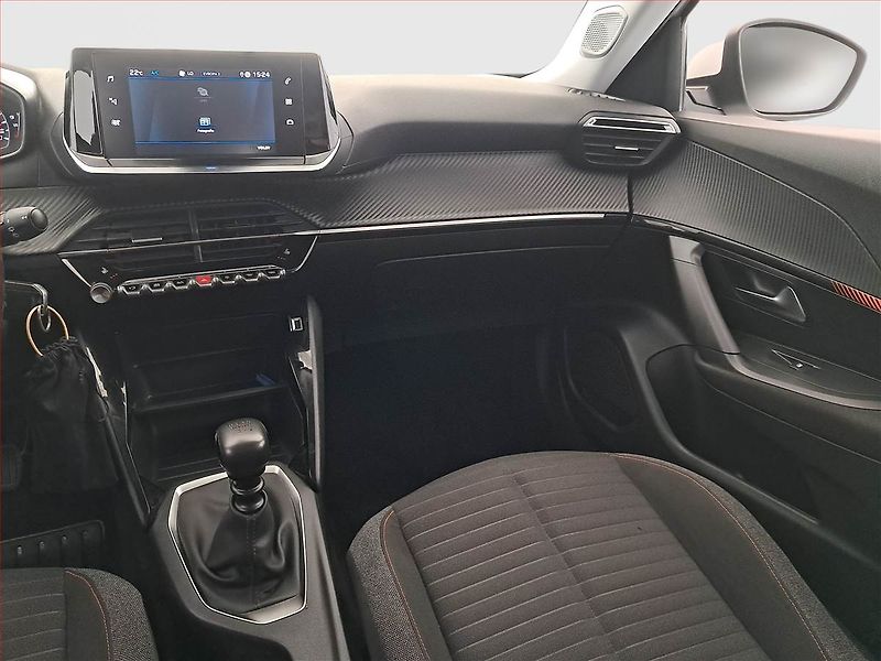 Peugeot 2008 (2020) 1.2 PureTech, Tempomat - fotka 8 z 18