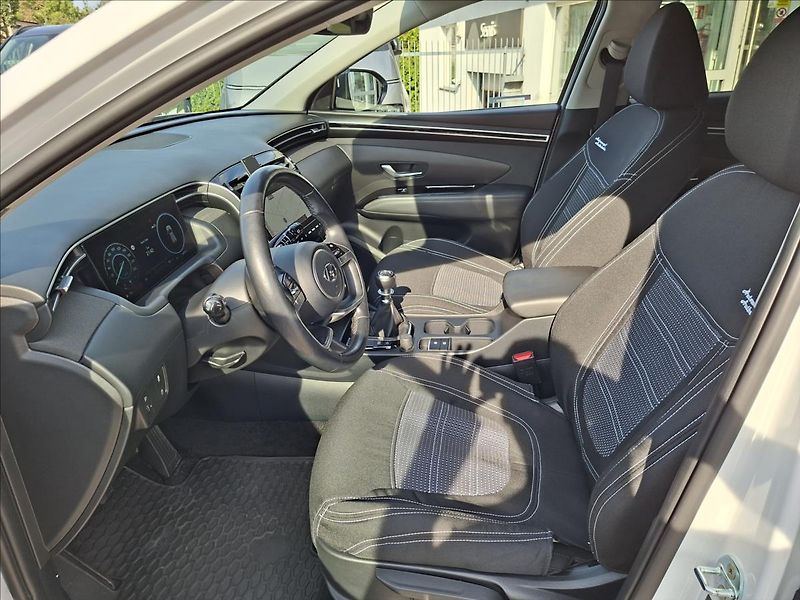 Hyundai Tucson 1,6 SMART T-GDi 4x2 MT Tažné - fotka 11 z 21
