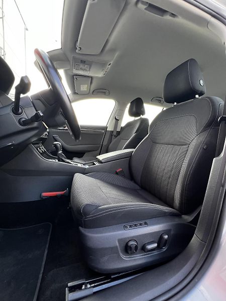 Škoda Superb 1.5TSI DSG Business 1.Maj DPH - fotka 6 z 25
