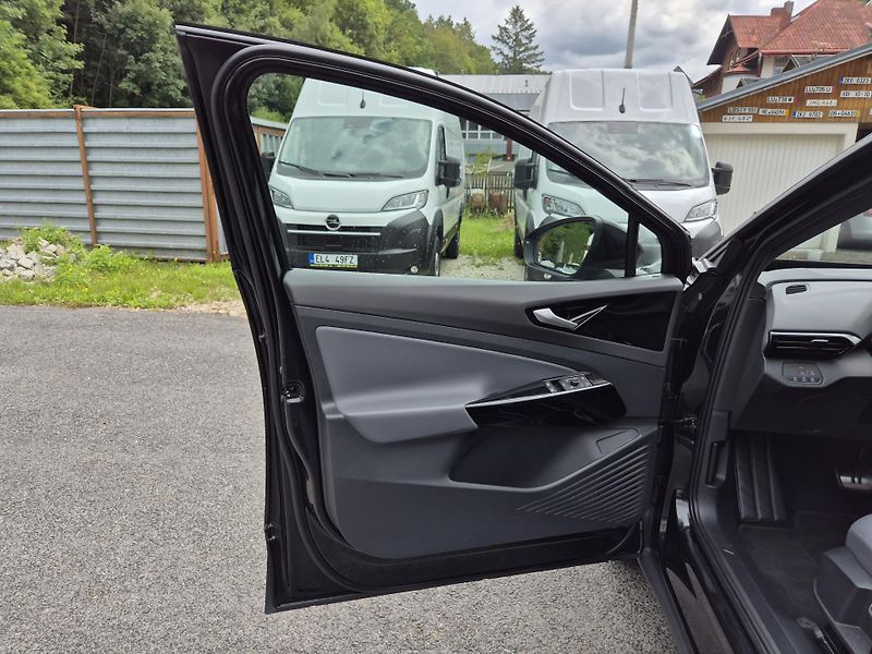 Volkswagen ID.4 150kw, PERFORMACE SOH 96,0% - fotka 34 z 45