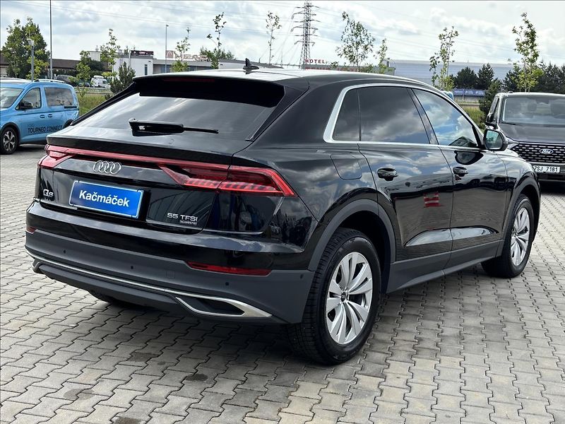 Audi Q8 3,0 TFSI V6 Quattro 250kW - fotka 5 z 34