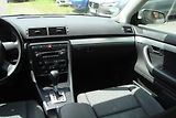 Audi A4 Avant (2006) 2.0 TDi, AUT - náhled 22