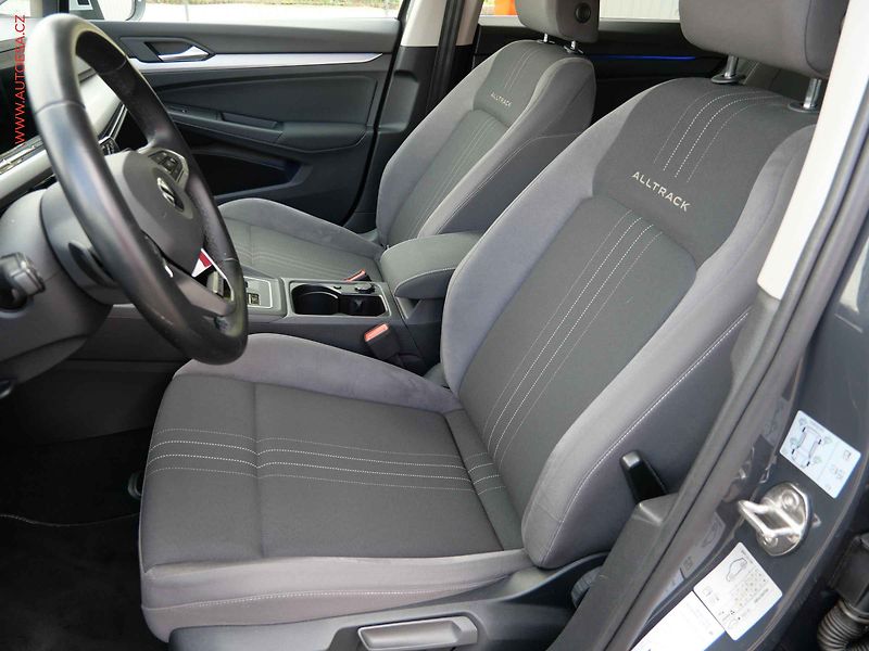 Volkswagen Golf (2022) 2.0 TDi 4x4, Alltrack, DSG - fotka 9 z 25