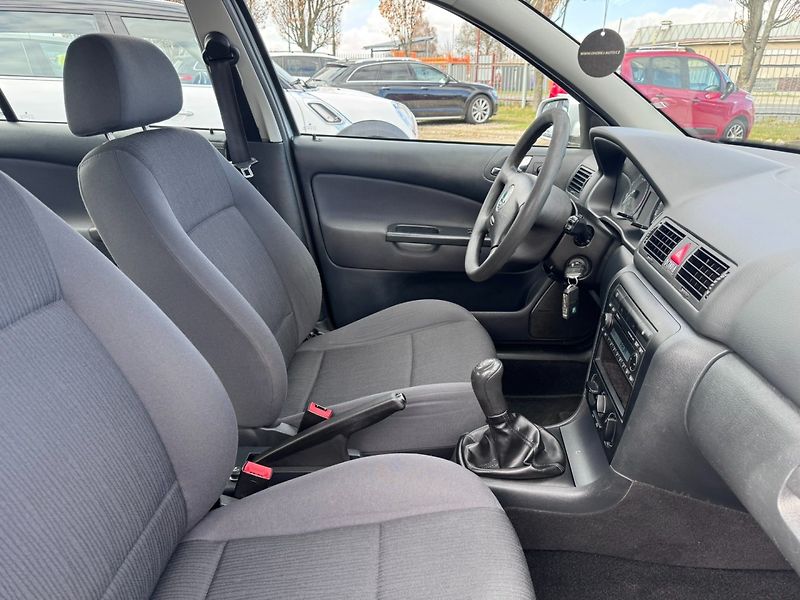 Škoda Octavia (2009) 1,4 16V 55 KW STK 1 MAJ TAŽNÉ - fotka 30 z 50