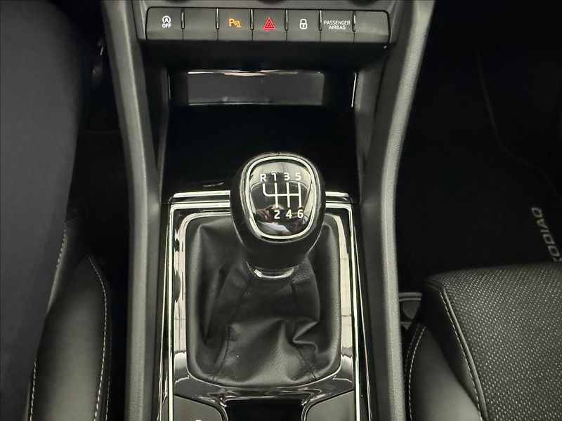 Škoda Kodiaq 1,5   TSI 110kW,SERVISNÍ KNÍŽK - fotka 22 z 30