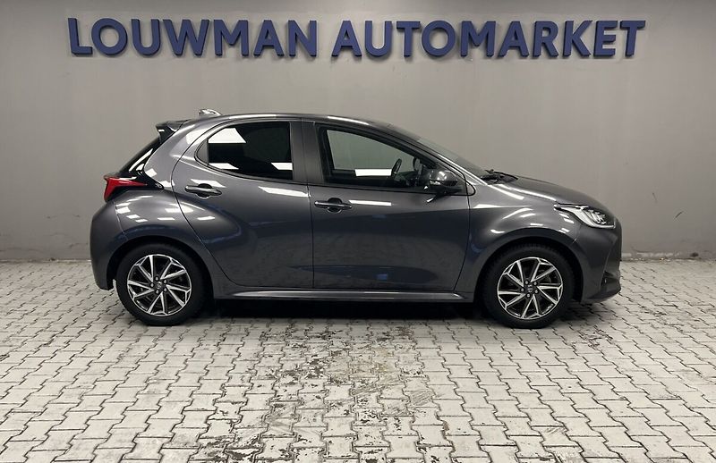 Toyota Yaris 1,5 Hybrid AT COMFORT STYLE TE - fotka 3 z 16