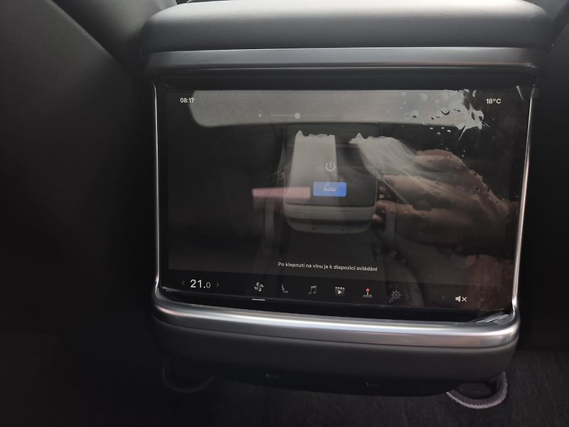 Tesla Model S PLAID PERFORMANCE - fotka 42 z 47