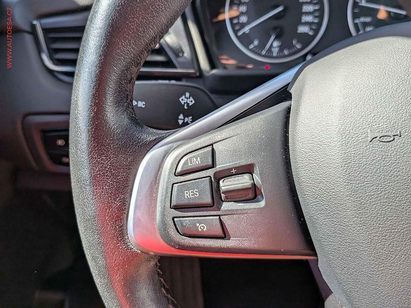 BMW Řada 2 (2016) 1.5 i 218i, ČR, AT, tempo - fotka 14 z 18