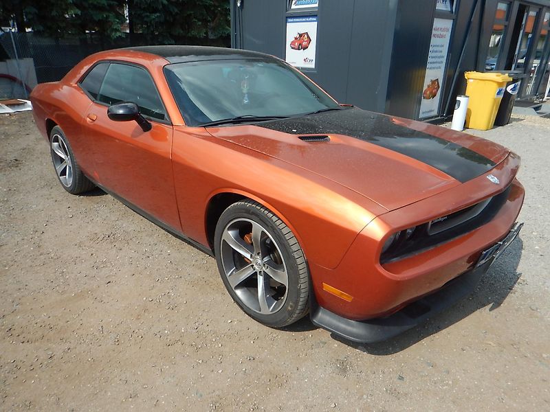 Dodge Challenger 3.6i, AUTOMAT, LPG - fotka 4 z 23
