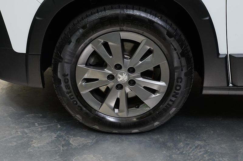Peugeot Rifter - fotka 10 z 33