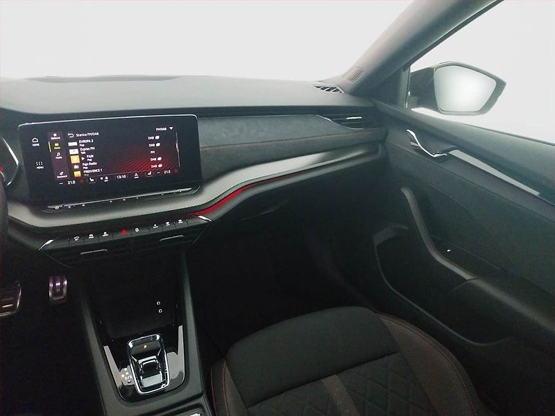 Škoda Octavia (2021) RS 2.0 TSI - fotka 8 z 22