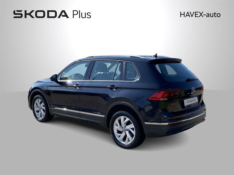 Volkswagen Tiguan (2021) 2.0 TDI 4Motion DSG Life - fotka 33 z 34