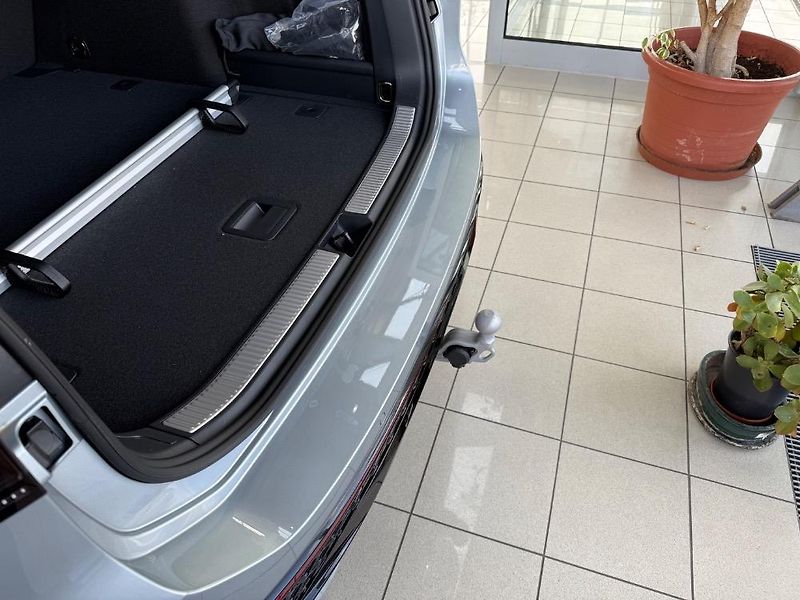Volkswagen Passat (2024) R-line - fotka 19 z 22