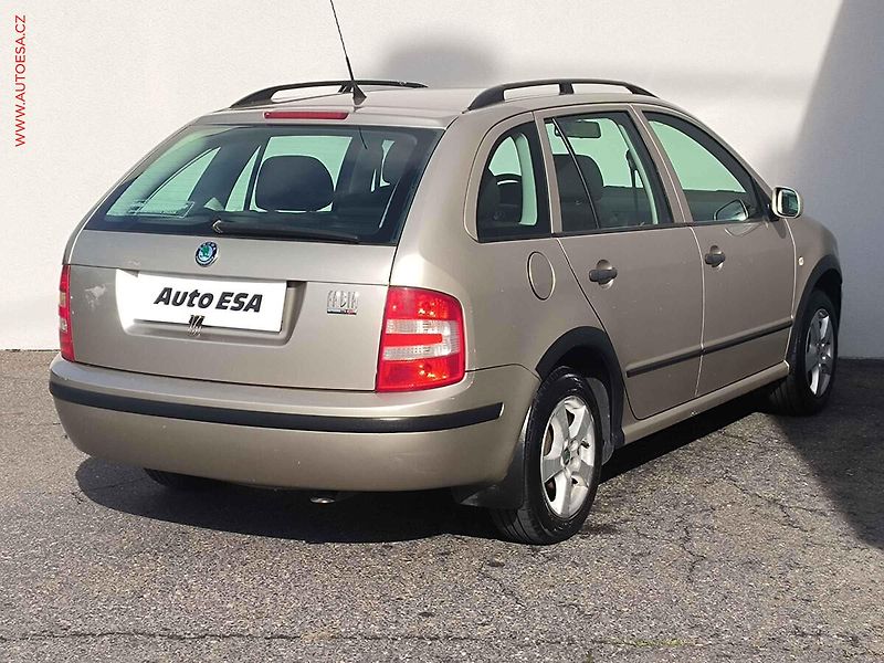 Škoda Fabia (2005) 1.2 12V, 2.maj,ČR, AC, tempo - fotka 4 z 16