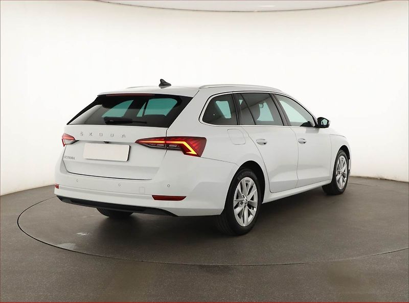 Škoda Octavia (2022) Style 2.0 TDI - fotka 5 z 18