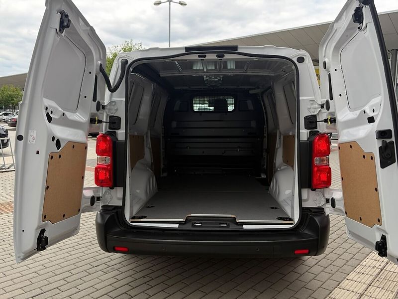 Toyota ProAce MC24 - 4D - Panel Van L2 - Ful - fotka 13 z 17