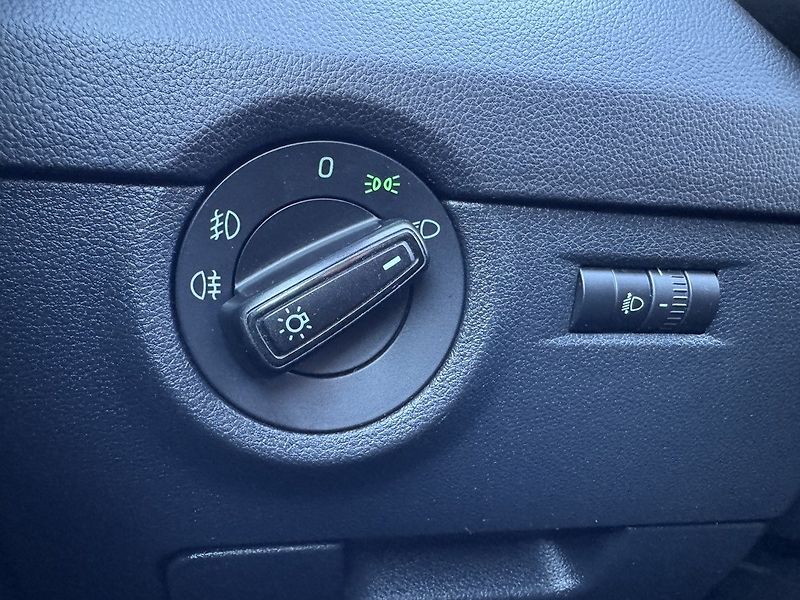 Škoda Octavia (2013) 2.0TDi  Klima Tempomat BT - fotka 10 z 45