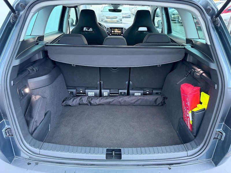 Škoda Karoq (2018) 2.0 TDI 110kW 4x4 DSG Style Pl - fotka 33 z 35