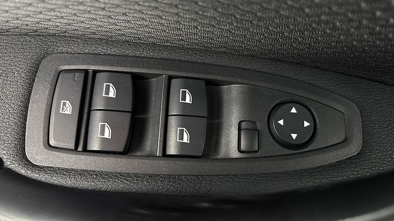 BMW X2 20d AUT xDrive - fotka 21 z 25