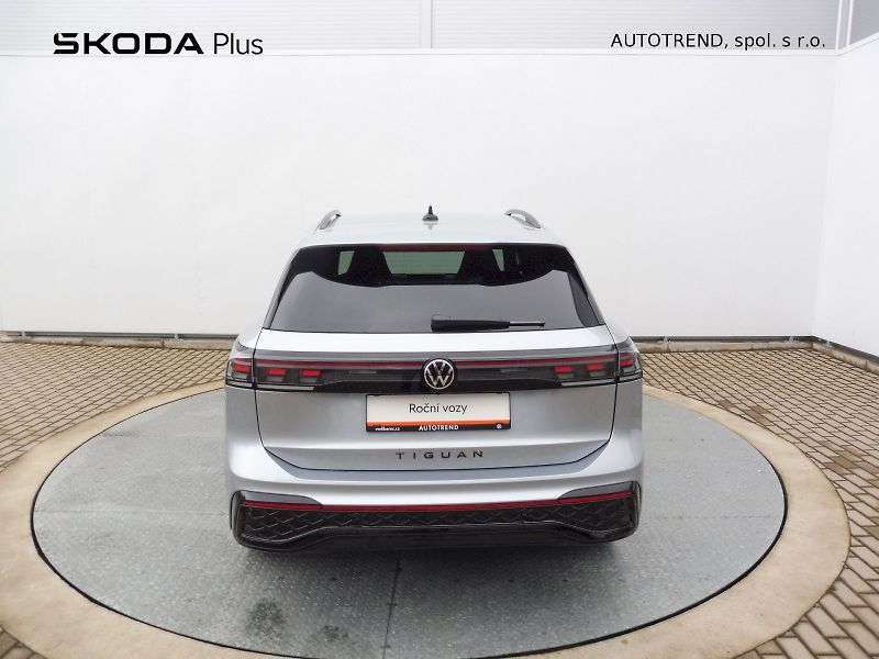 Volkswagen Tiguan (2026) R-Line 1,5 eTSI 110kW mHEV DSG - fotka 29 z 30