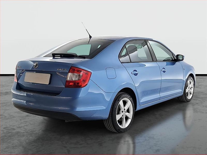 Škoda Rapid (2015) Ambition 1.2 TSI, ČR,1.maj - fotka 5 z 17