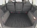 Volkswagen Touran (2012) 1.6 TDI, Tempomat - náhled 13