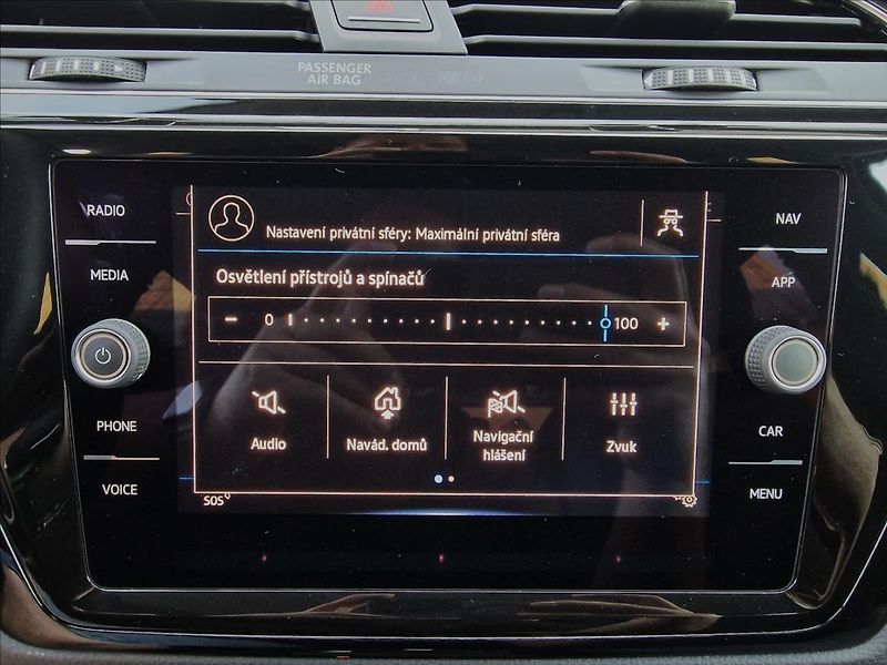Volkswagen Touran 1.5 TSI DSG Evo Highline,ČR - fotka 30 z 50