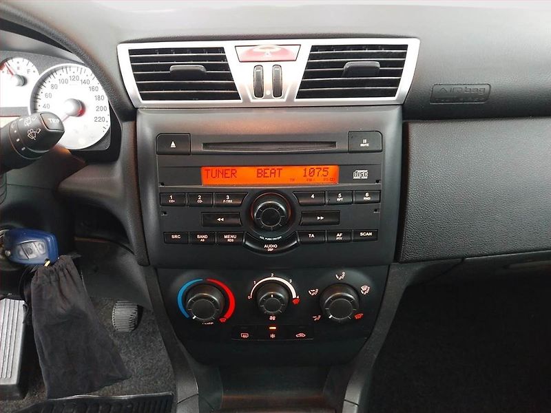 Fiat Stilo (2007) 1.6 16V , Serv.kniha, nová STK - fotka 12 z 14