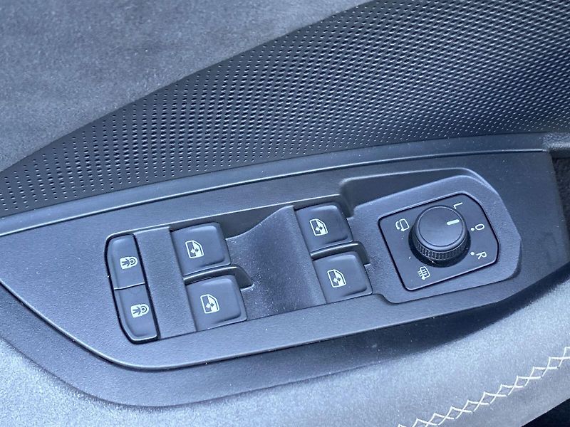 Škoda Kodiaq (2025) 2.0 TDI 4x4 DSG SportLine - fotka 20 z 39