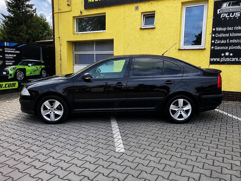 Škoda Octavia 2,0TDi (103kW)*STK DO 8/2028* - fotka 6 z 14