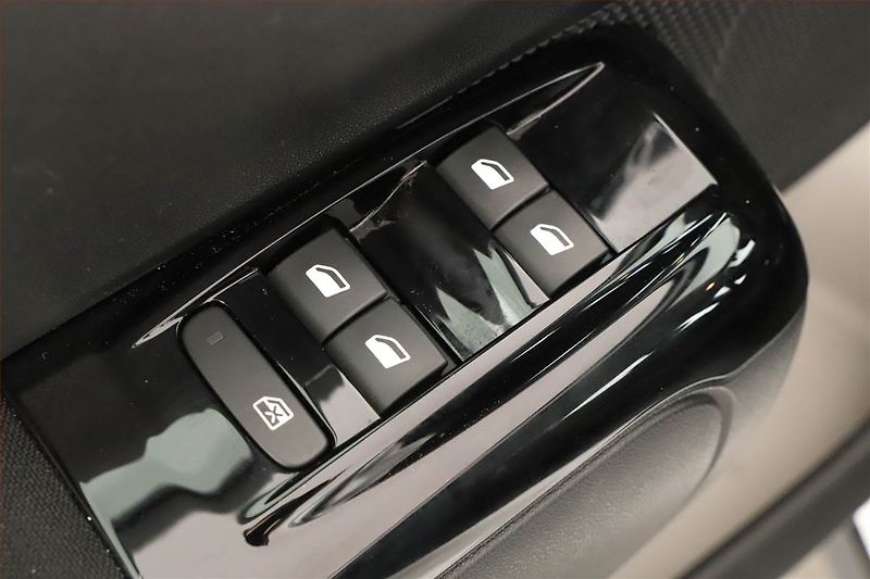 Citroën C3 (2020) 1.2 PureTech, Tempomat - fotka 17 z 17