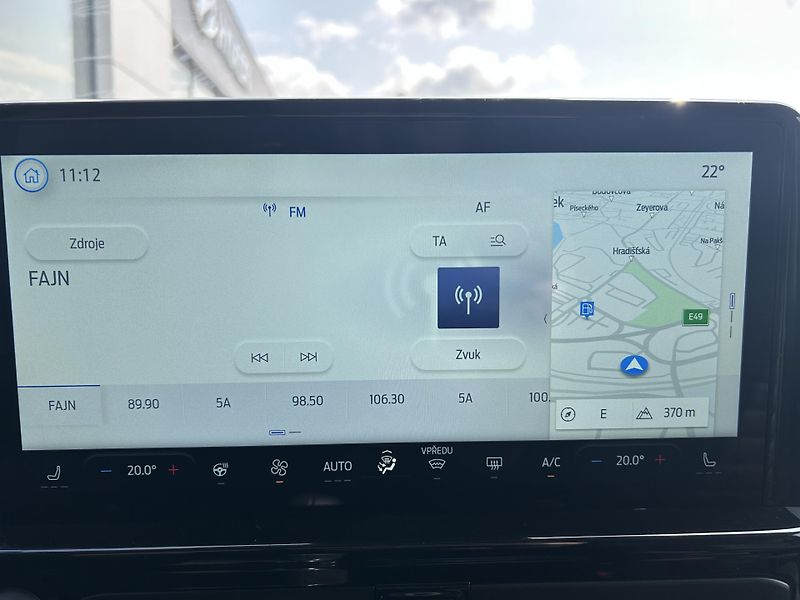 Ford Tourneo Custom Titanium L1 2.0 EcoBlue 110 kW - fotka 27 z 35
