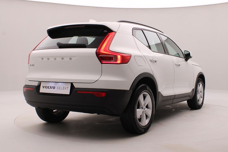 Volvo XC40 T3 KINETIC AUT CZ 1.maj - fotka 13 z 38