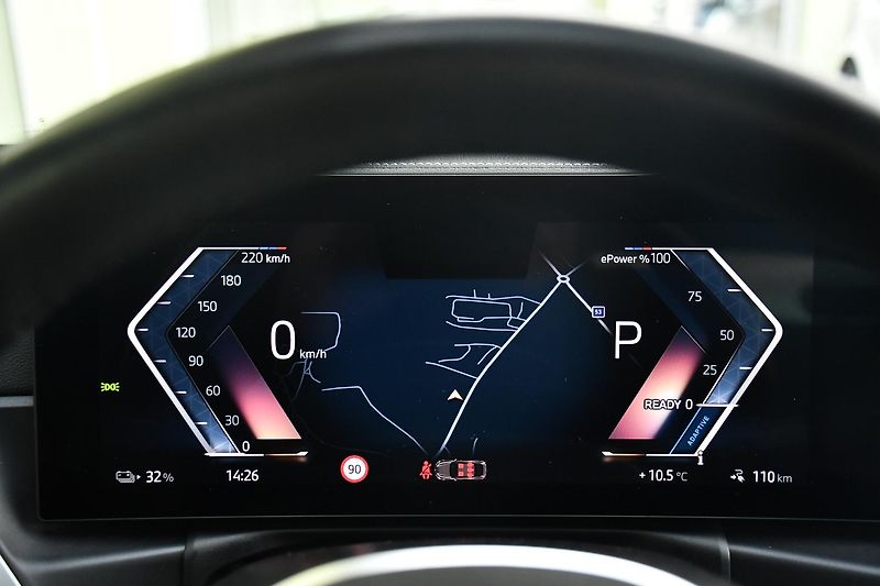 BMW i4 eDrive40 M-SPORT HUD 1.M TAŽNÉ - fotka 38 z 44
