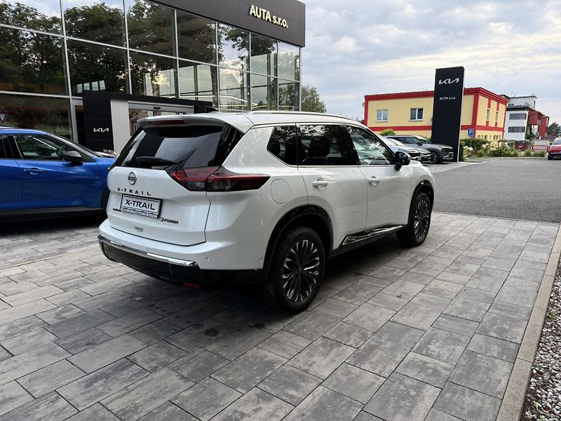 Nissan X-Trail (2026) E-POWER e-4ORCE TEKNA - fotka 5 z 19