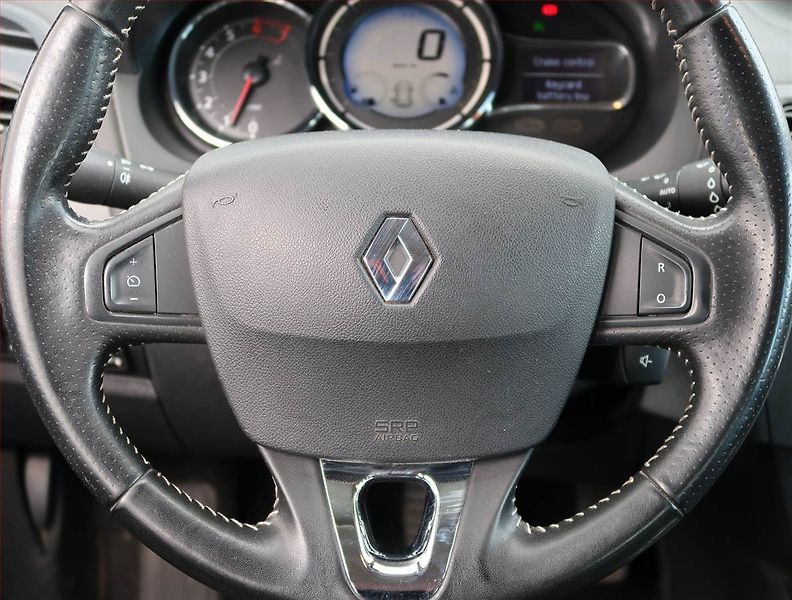 Renault Fluence (2015) 1.6 16V, LPG, Tempomat - fotka 15 z 19