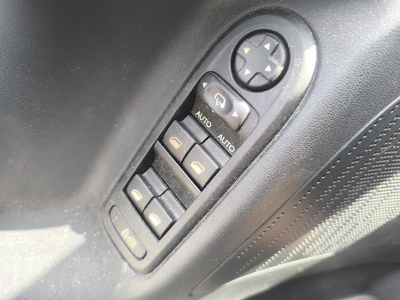 Citroën C3 1.4i,KRÁSNÝ,45KM,VÝBAVA,1MAJ86 - fotka 16 z 19