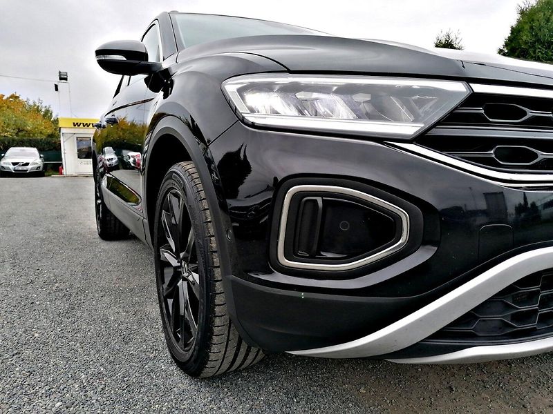 Volkswagen T-Roc (2022) 1.5 TSi 110kW DSG ACC - fotka 28 z 30