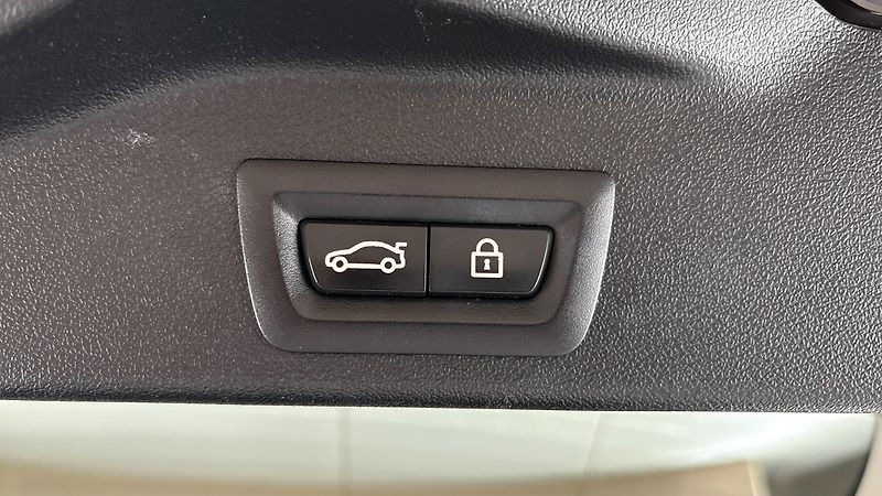 BMW X5 45e AUT xDrive - fotka 20 z 34