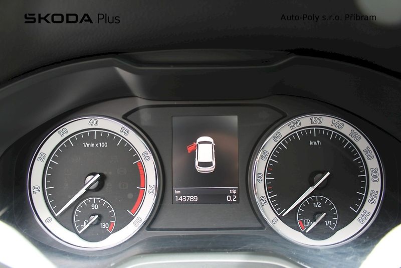 Škoda Karoq (2018) Style 1.5TSI / 110kW 7°DSG - fotka 13 z 22