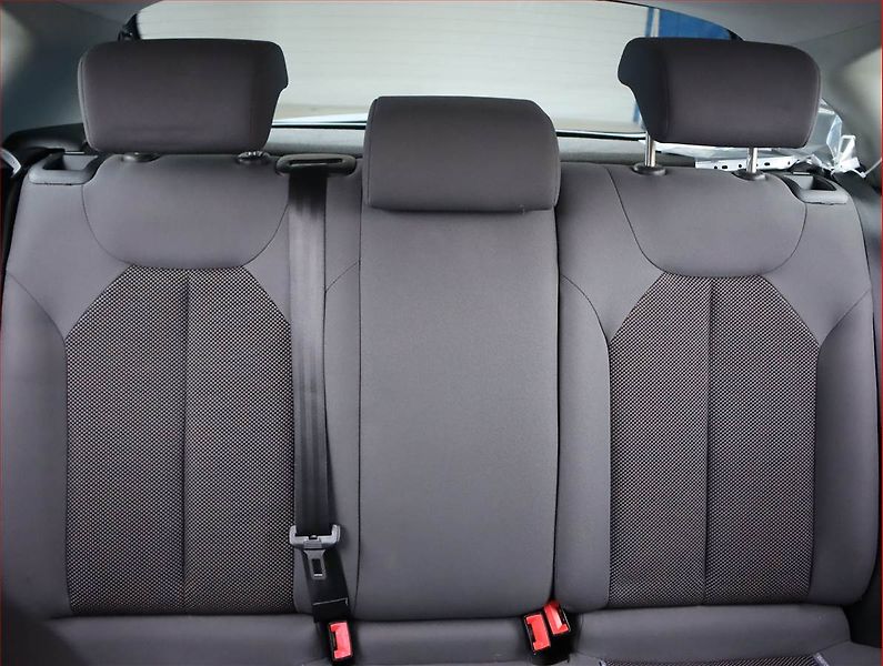 Seat Leon (2009) 1.6, nová STK, jezdí výborně - fotka 10 z 15