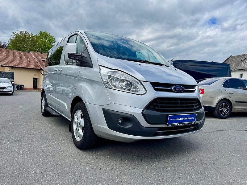Ford Tourneo Custom (2018) Trend 2.0 TDCI 8 MÍST -CZ- DPH - fotka 3 z 27