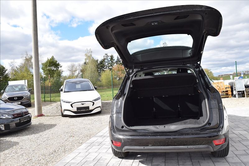 Citroën C4 Picasso 1,6 HDI 68KW KLIMA BEZ ADBLUE - fotka 13 z 51