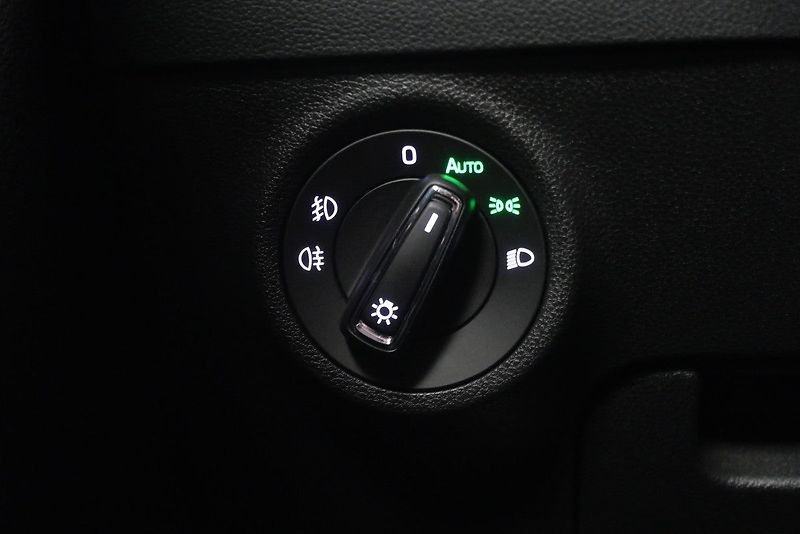 Škoda Karoq - fotka 12 z 24