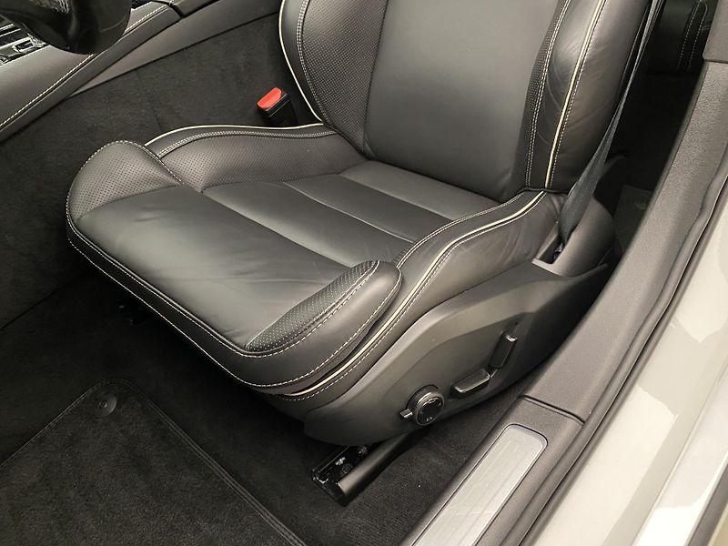 Volvo V90 T8 AWD RECHARGE DARK ULTRA - fotka 25 z 65