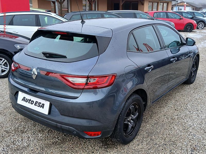 Renault Mégane (2017) 1.2 TCe, Zen, +kola - fotka 4 z 21