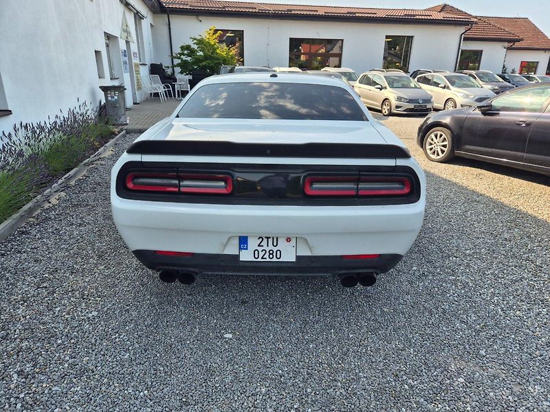 Dodge Challenger (2019) 5.7Hemi Nová STK - fotka 6 z 32
