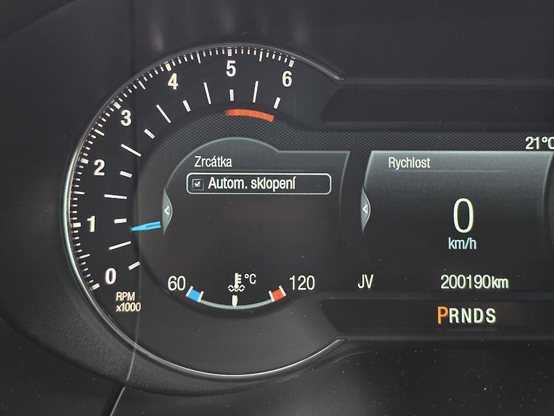 Ford S-MAX TITANIUM 2.0 132kW LED + NAVI - fotka 26 z 48