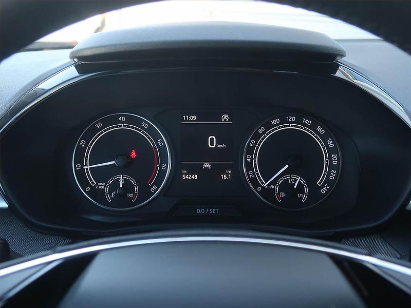 Škoda Fabia (2023) 1.0 TSI, Serv.kniha, Tempomat - fotka 11 z 16